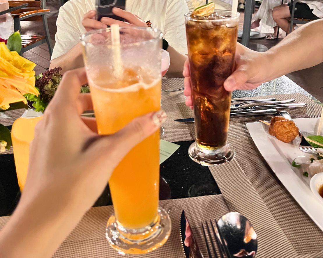 胡志明市西貢公主號郵輪晚餐酒水 胡志明市西貢公主號郵輪晚餐酒水