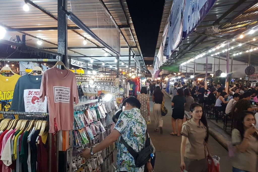 清邁大學夜市 Kad Na Mor Market Malin Plaza 清邁大學夜市 Kad Na Mor Market Malin Plaza