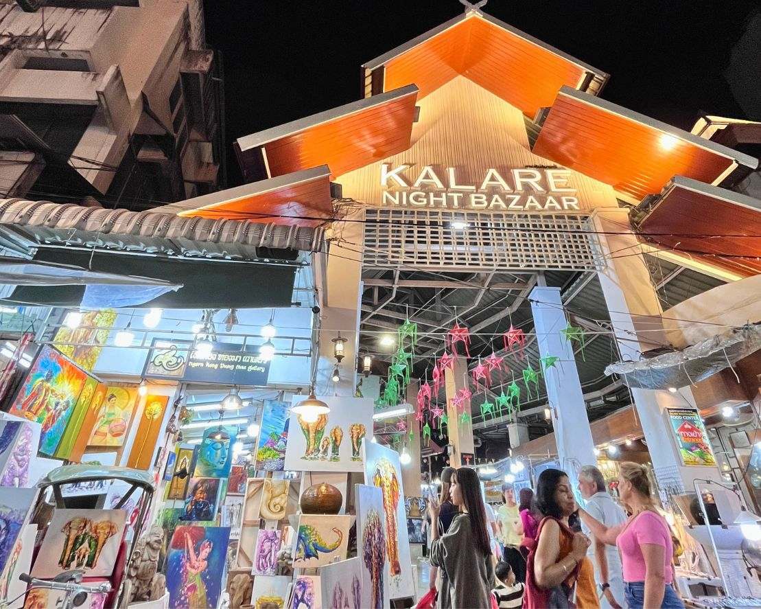清邁夜市 Chiang Mai Night Bazaar 清邁夜市 Chiang Mai Night Bazaar
