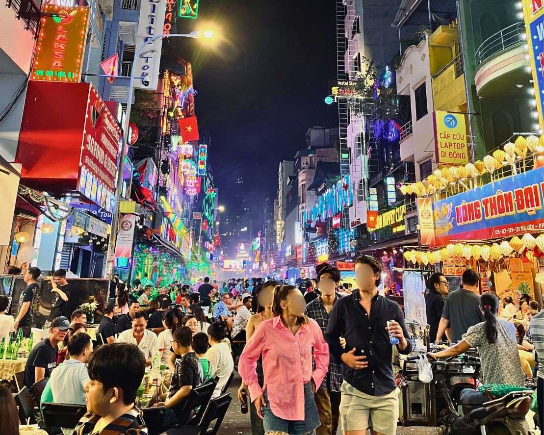 胡志明市景點裴援步行街范五老街 胡志明市景點裴援步行街范五老街