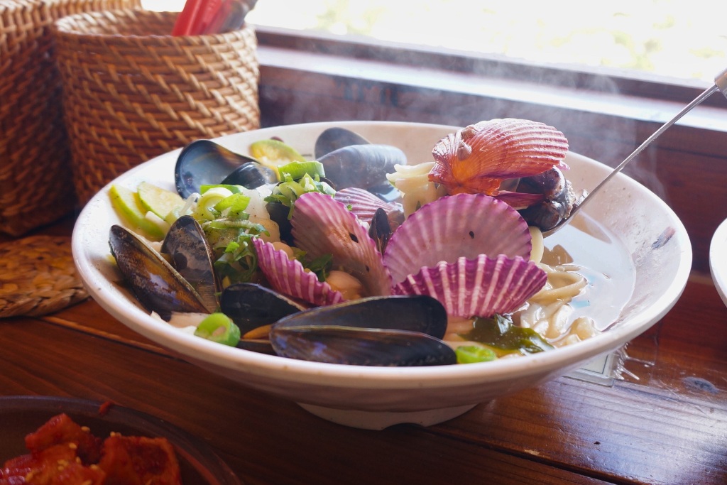 廣安里Nasari食堂海鮮刀削麵