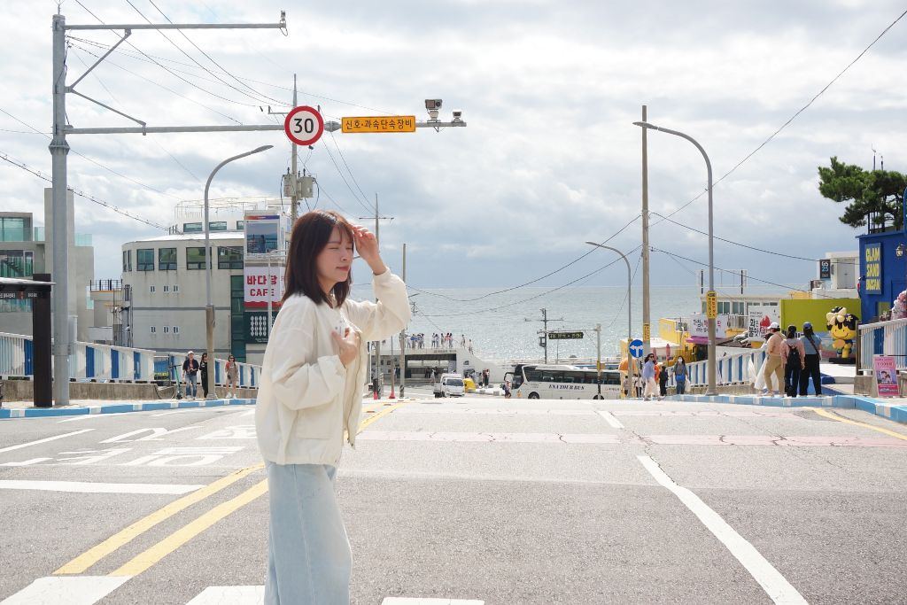 青沙浦海岸列車平交道