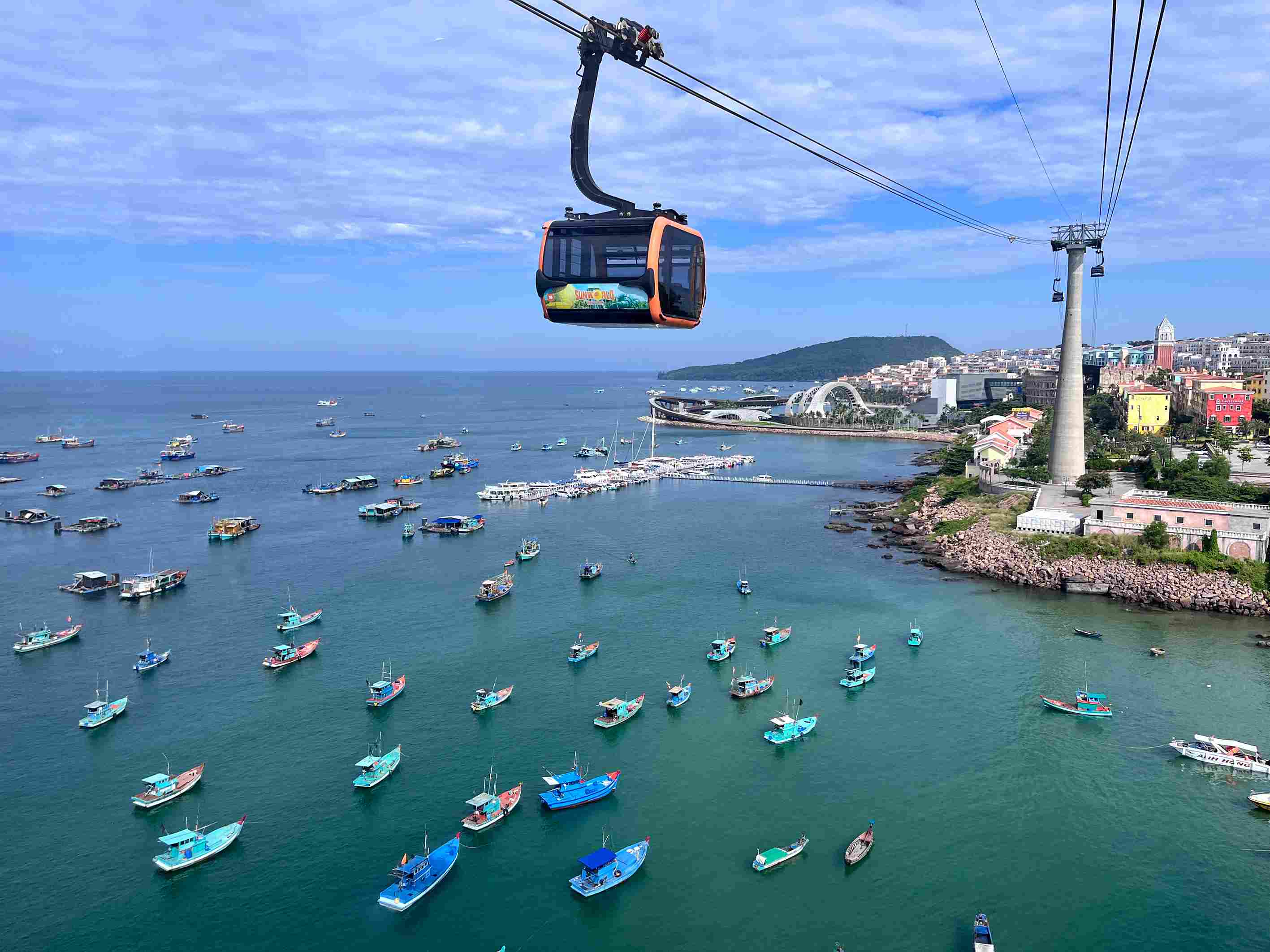 富國島太陽世界自然公園跨海纜車