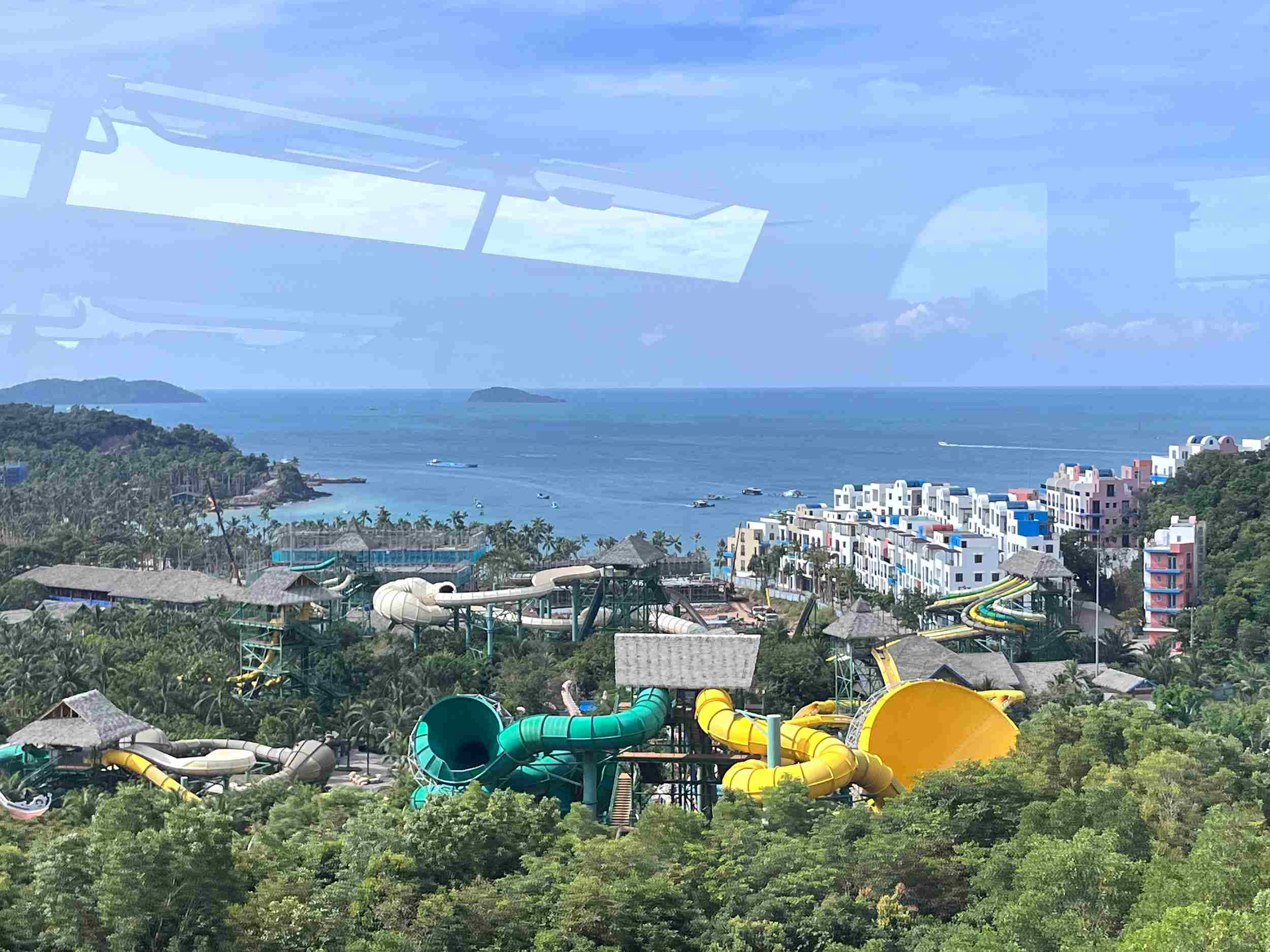 富國島太陽世界自然公園跨海纜車