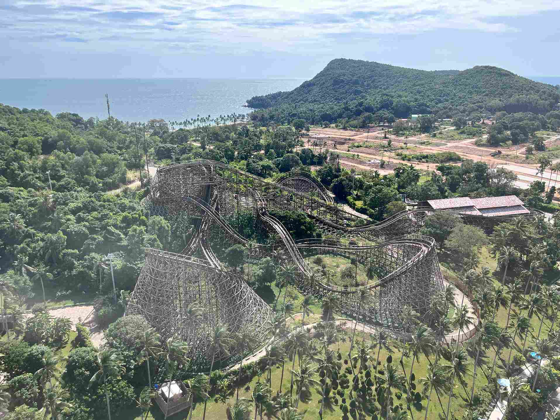 富國島太陽世界自然公園陸上樂園Roaring Timbers