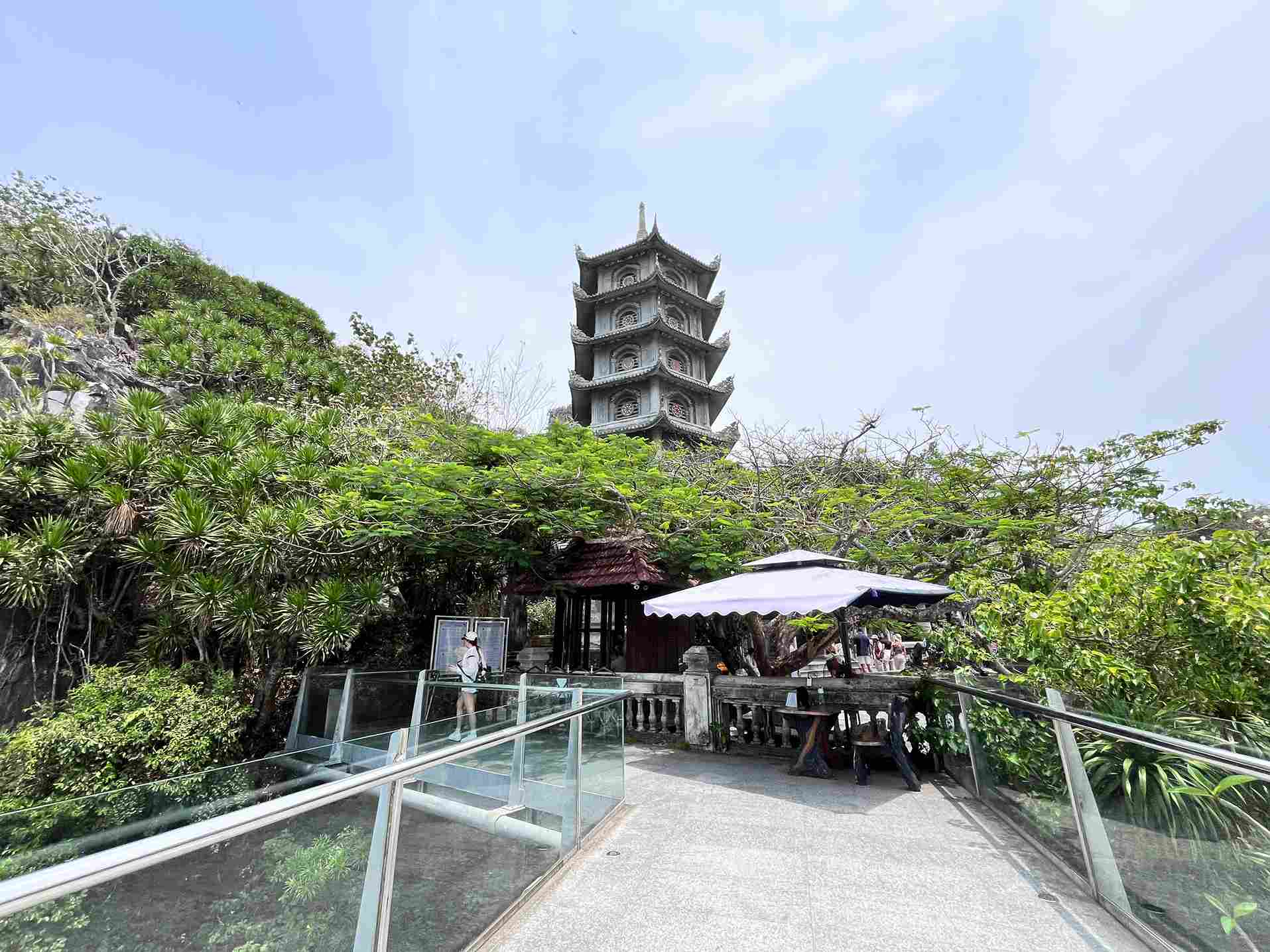 五行山 Xa Loi Tower 舍利塔 五行山 Xa Loi Tower 舍利塔