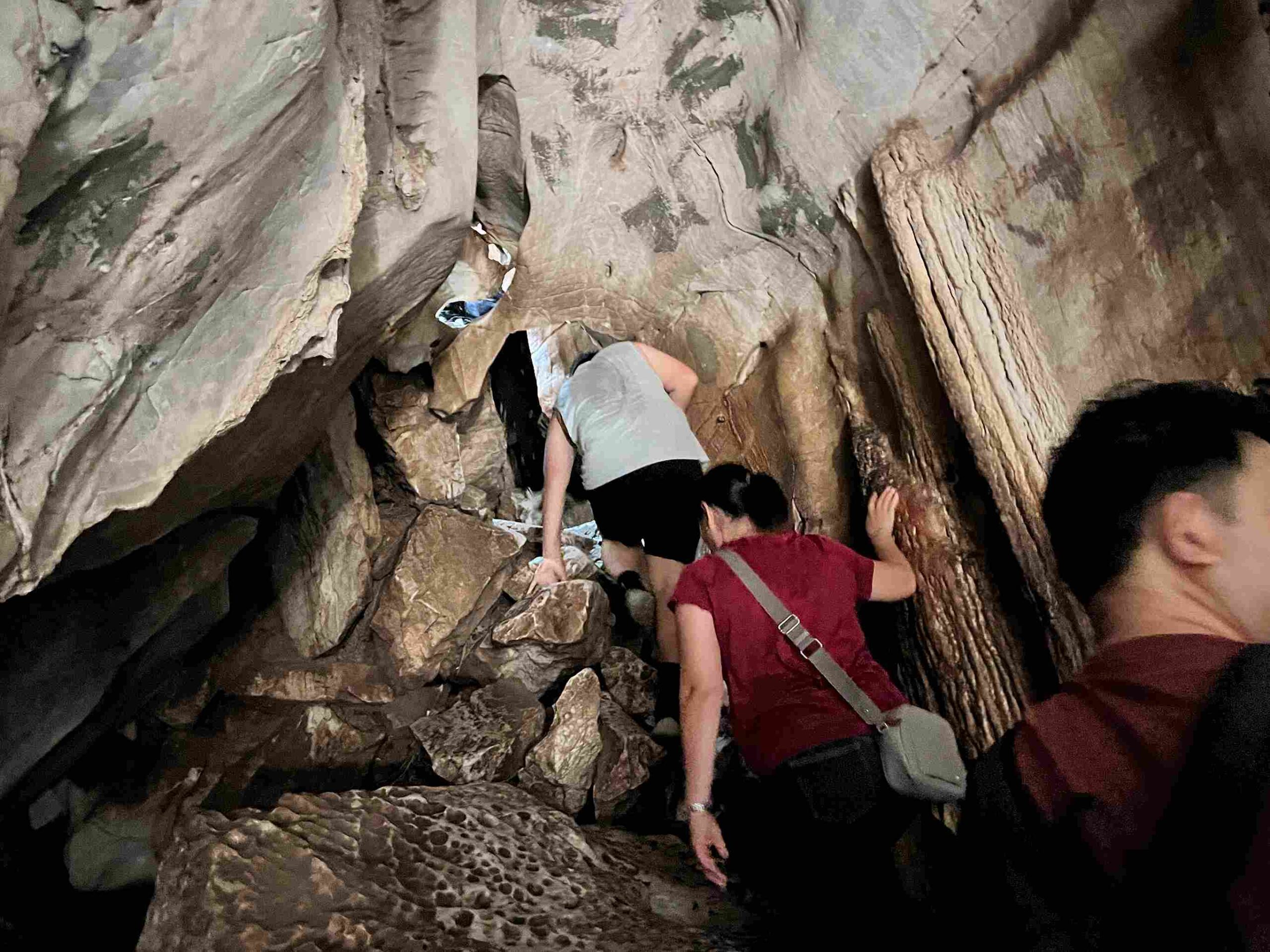 五行山 Van Thong Cave 雲通洞 五行山 Van Thong Cave 雲通洞