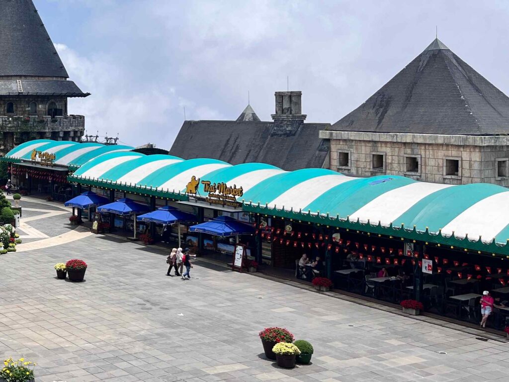 巴拿山餐廳Thai Market 巴拿山餐廳Thai Market