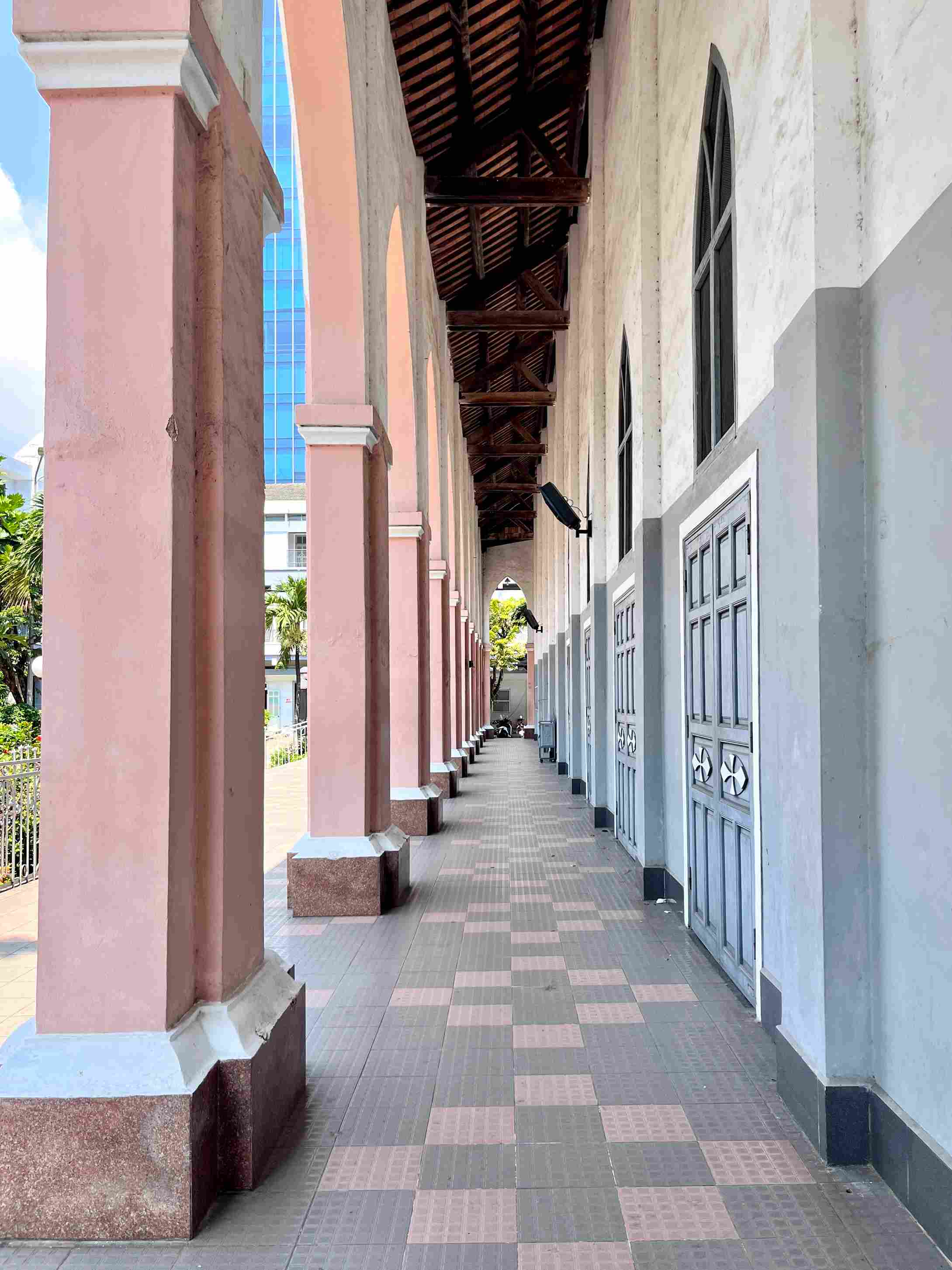 粉紅教堂 Da Nang Cathedral 粉紅教堂 Da Nang Cathedral