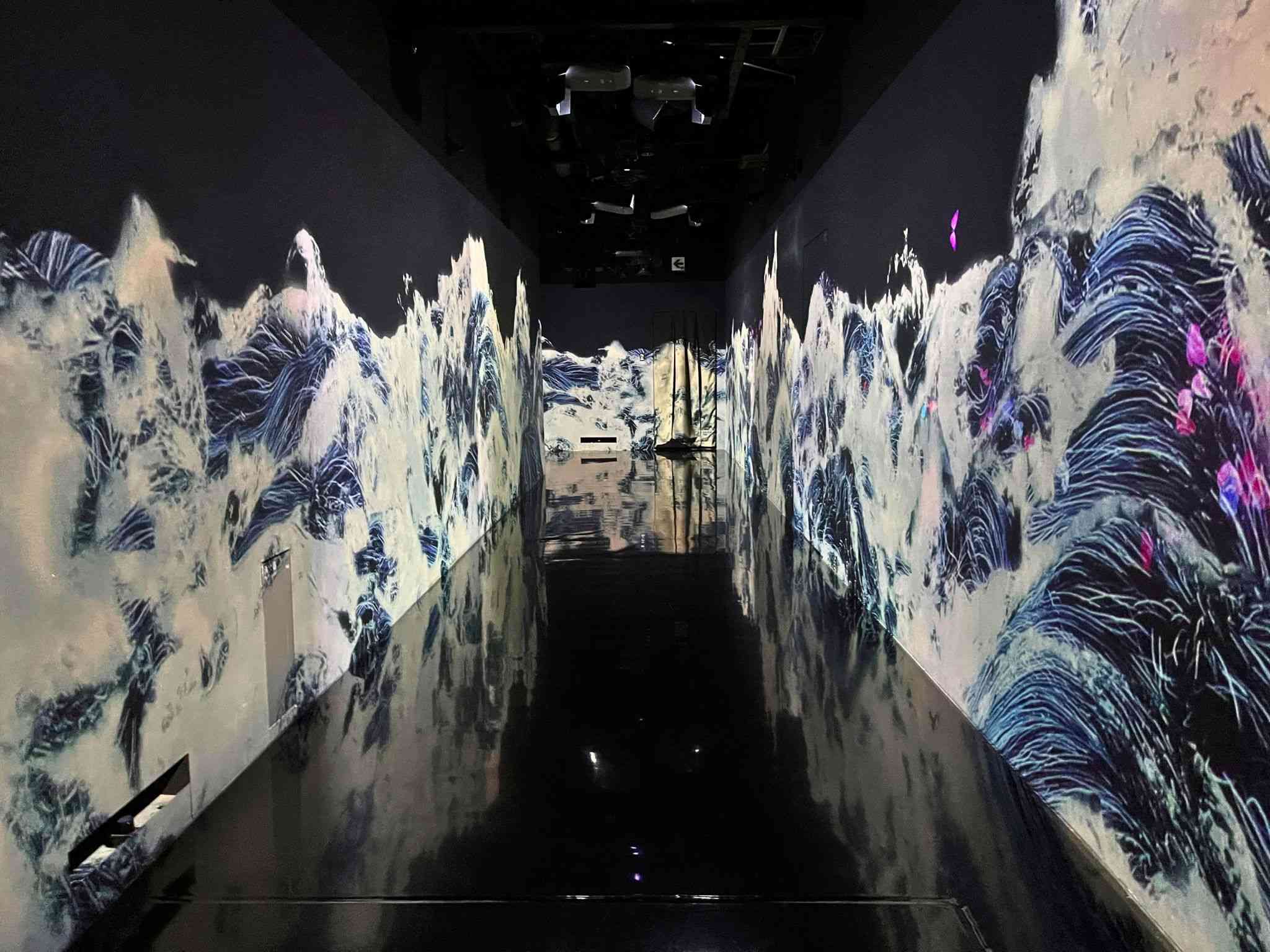 東京麻布台teamLab Borderless黑浪:跨越界限 東京麻布台teamLab Borderless黑浪:跨越界限