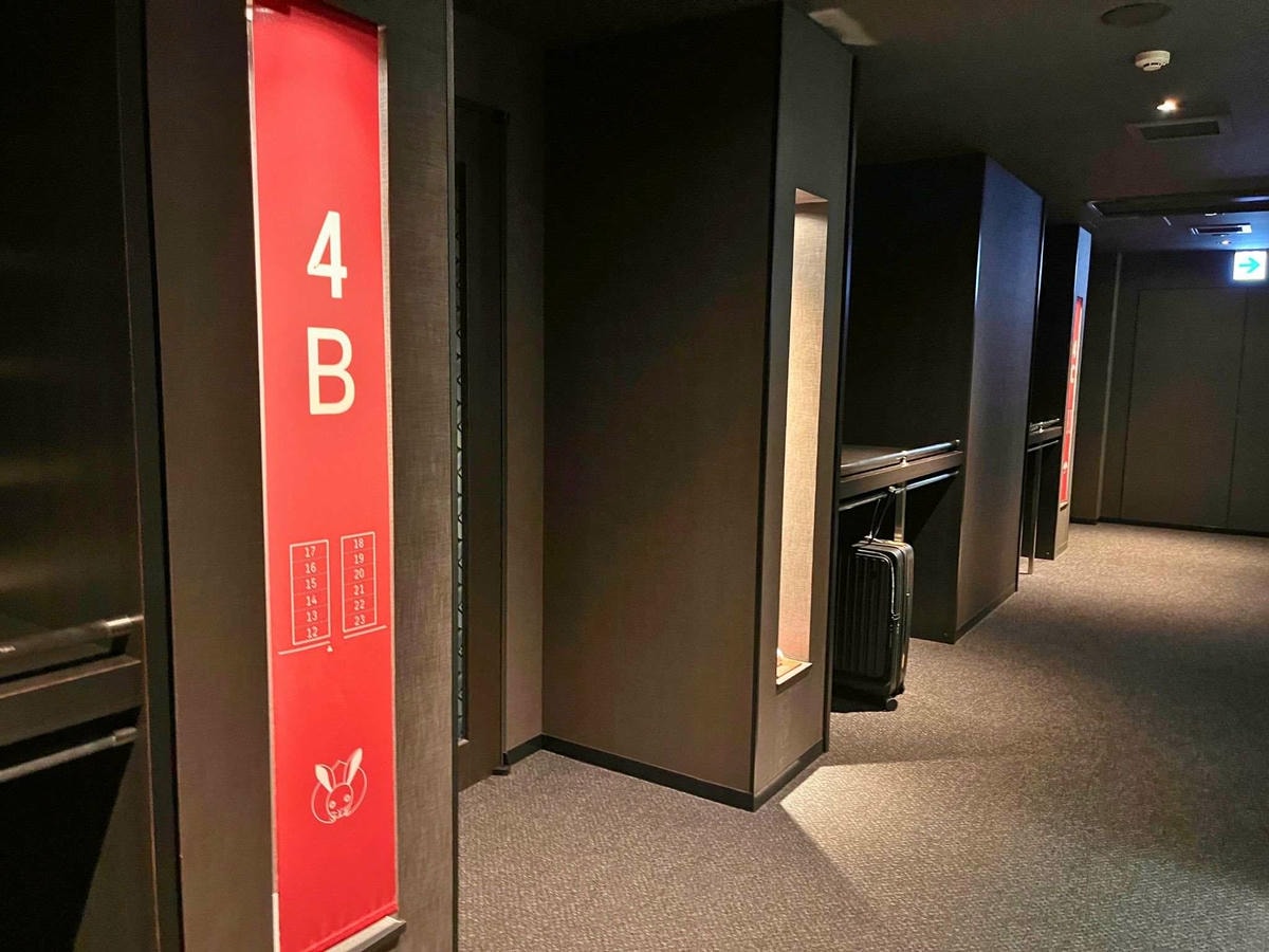 Resol Poshtel Tokyo Asakusa 4F 女性專用樓層走廊