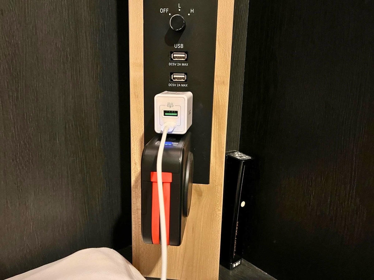 Resol Poshtel Tokyo Asakusa 4F 女性膠囊房