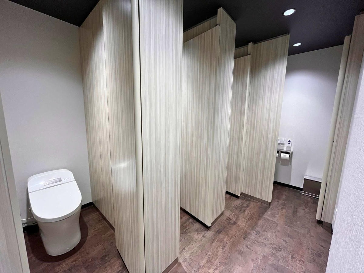 Resol Poshtel Tokyo Asakusa 4F 女性專用樓層廁所