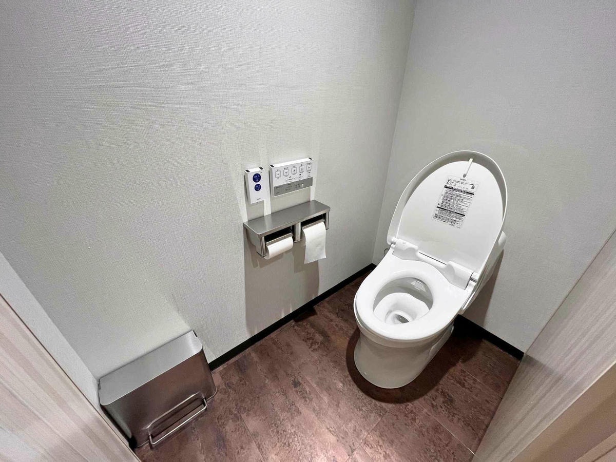 Resol Poshtel Tokyo Asakusa 4F 女性專用樓層廁所