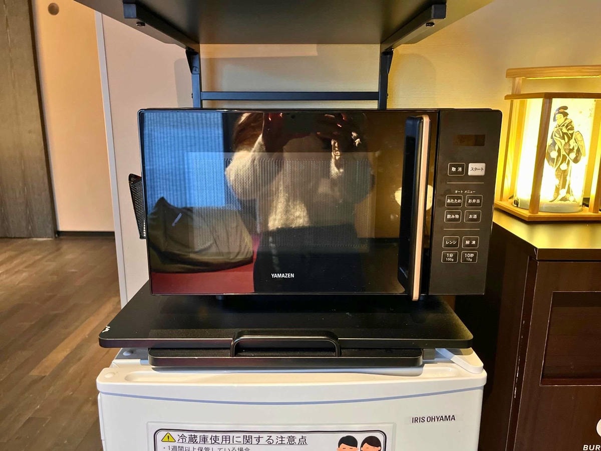 Resol Poshtel Tokyo Asakusa 4F 微波爐