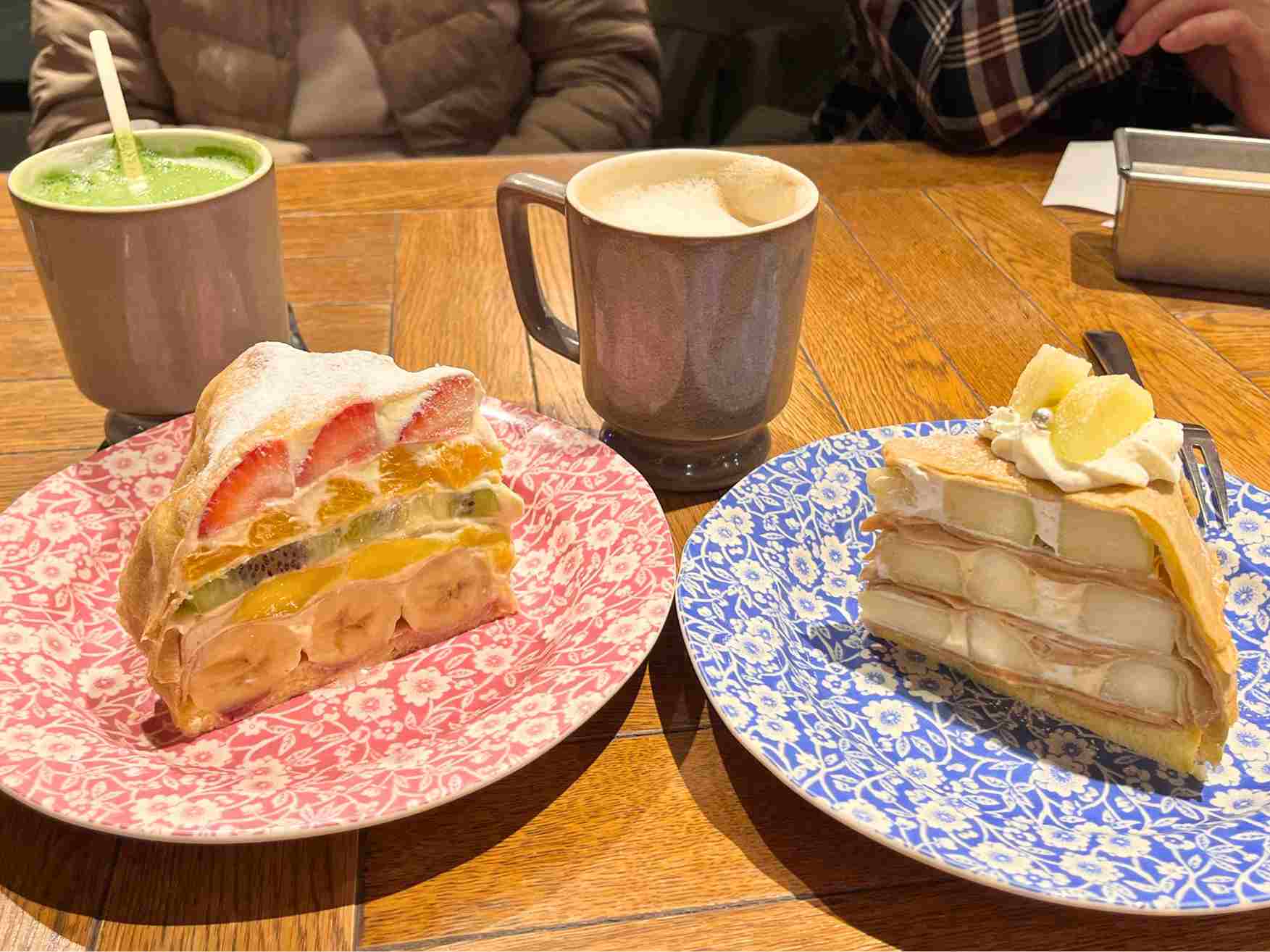 Afternoon Tea Love & Table 水果千層蛋糕和飲品