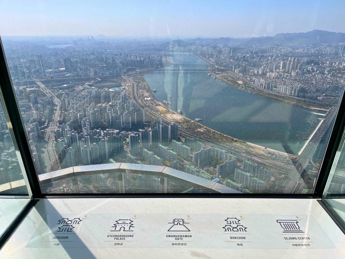 首爾樂天世界塔觀景台