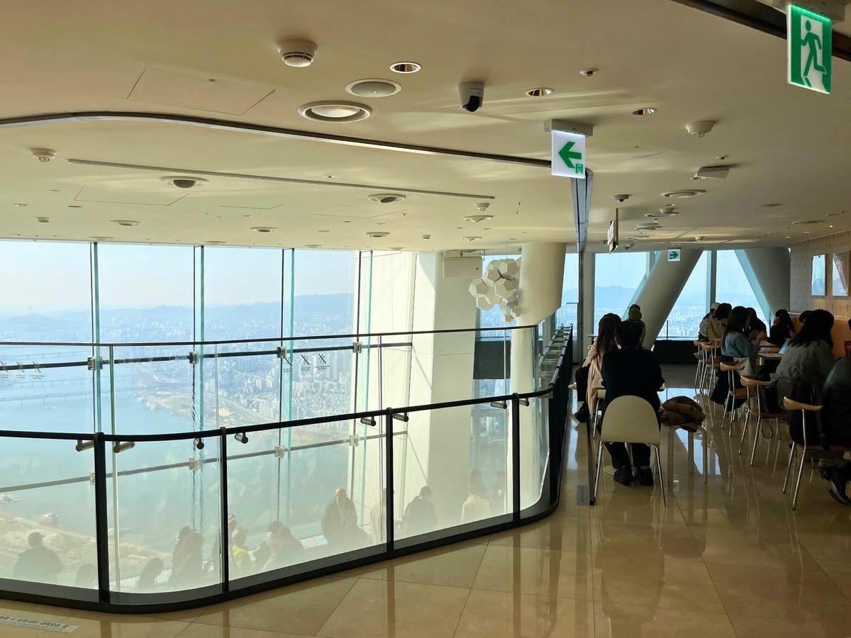 首爾樂天世界塔Seoul Sky Cafe咖啡廳